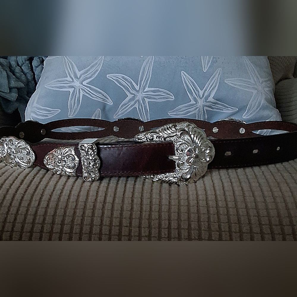 Stunning Women's Nocona Western Genuine Leather Concho Belt - 30 in.
